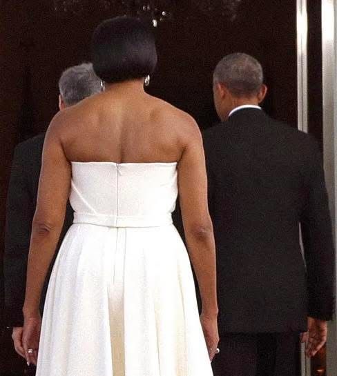 BarronTNews_'s tweet image. Michelle Obama has her man’s back and is ready to put up a fight if the Feds come to arrest him.
