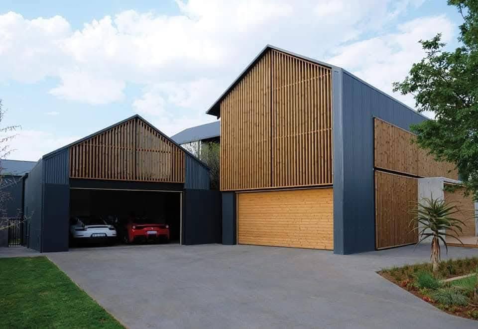 designdeputy's tweet image. Modern Contemporary House in 📍 Southdowns Estate, Irene,Centurion designed by Matthews +Associates Architects.