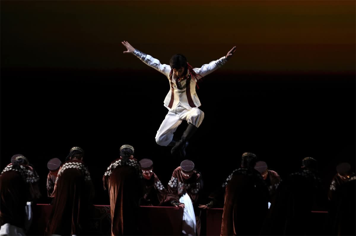 KhaleejMag's tweet image. Actors perform the opening dance drama at the 7th China Xinjiang International Dance Festival, which kicks off in Urumqi, Xinjiang Uygur autonomous region, on Sunday. (Photo by Zou Hong)