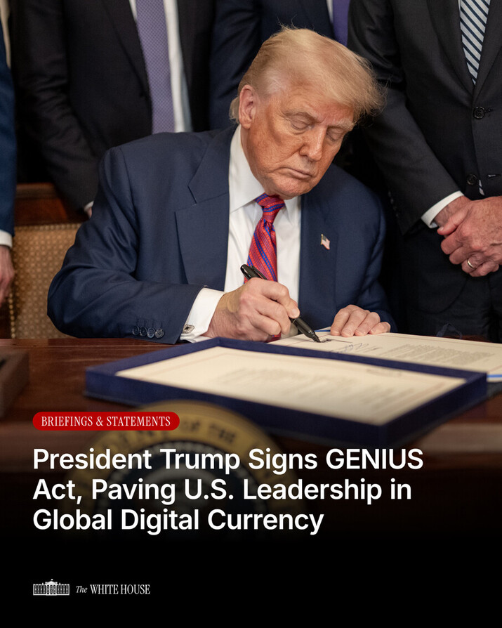 TruthTrumpPosts's tweet image. ( @realDonaldTrump - Truth Social Post )
( Donald J. Trump - Jul 21, 2025, 1:54 PM ET )
“Fact Sheet: President Donald J. Trump Signs GENIUS Act into Law”
whitehouse.gov/fact-sheets/20…