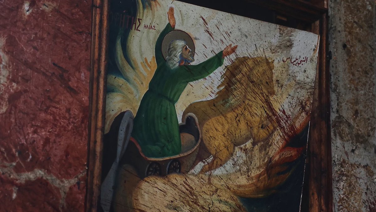 uncreated_light's tweet image. The Syria regime is allowing the slaughter of thousands of Christians. There’s a video I can’t post for violence, of radical Islamists forcing Christians to jump to their deaths from buildings.
This regime is supported by America.
We live in the belly of the beast.
