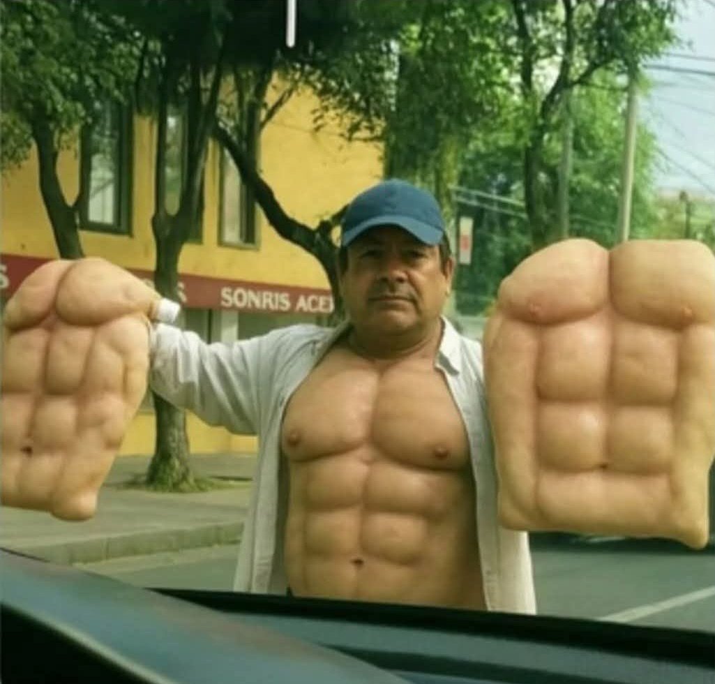Gektor0922's tweet image. Para que gastar en gimnasios a los que vas solo dos veces al mes si en cualquier semáforo puedes adquirir la figura deseada. 🙌😆😂😂😂