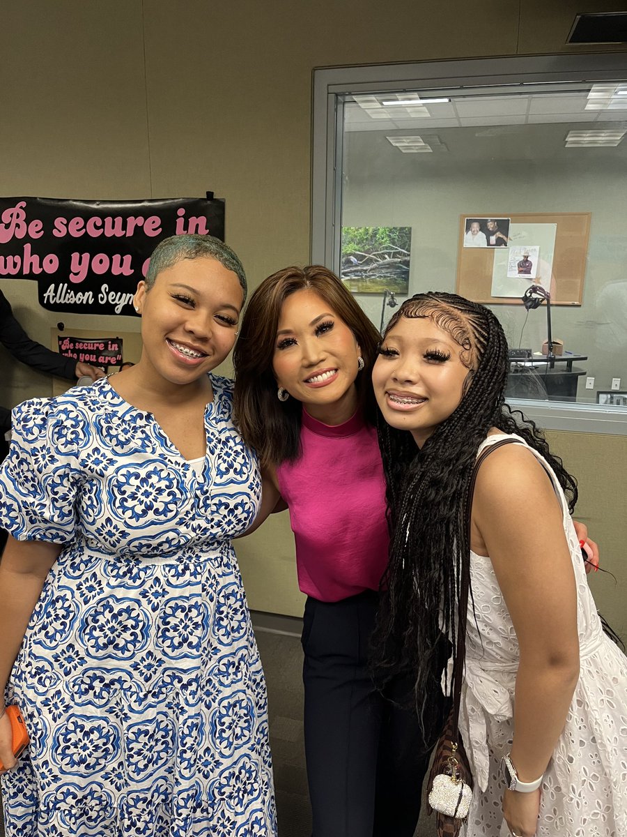 lovelambyy's tweet image. Thank you so much to @AnnieYuTV
@DCAllisontv for coming to speak to us at Deanwood Radio Broadcast today! It was truly a pleasure to meet you both and learn about your lives and careers.