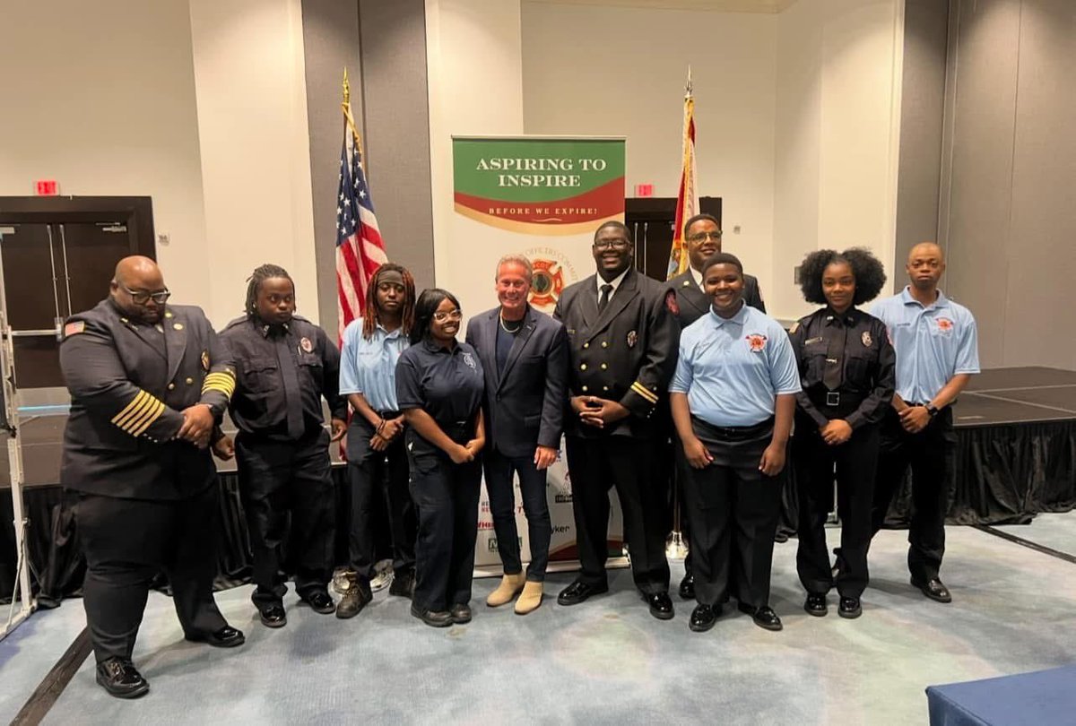 neafpd's tweet image. #FireExplorers #FutureFirefighters #CommunitySupport #KinlochFD #NortheastFPD #BCOC2025 #BELFOR
#SheldonYellen #FireServiceLeadership