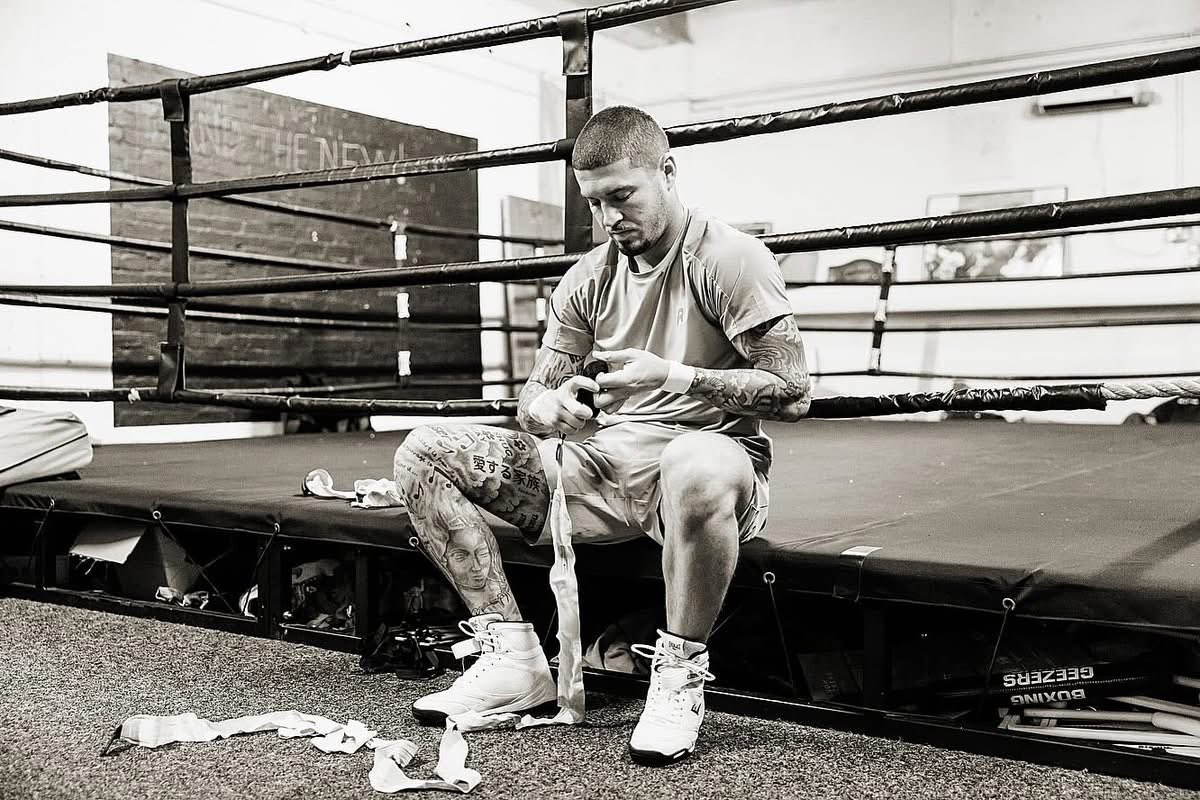 reganglackin98's tweet image. You get out what you put in, it’s really that simple. 17 years deep — and it’s all about to pay off… God willing!
Big news coming soon…. Camp No.17 well underway 🔒
@joehamsnr | @KynochBoxing | @SamKynoch