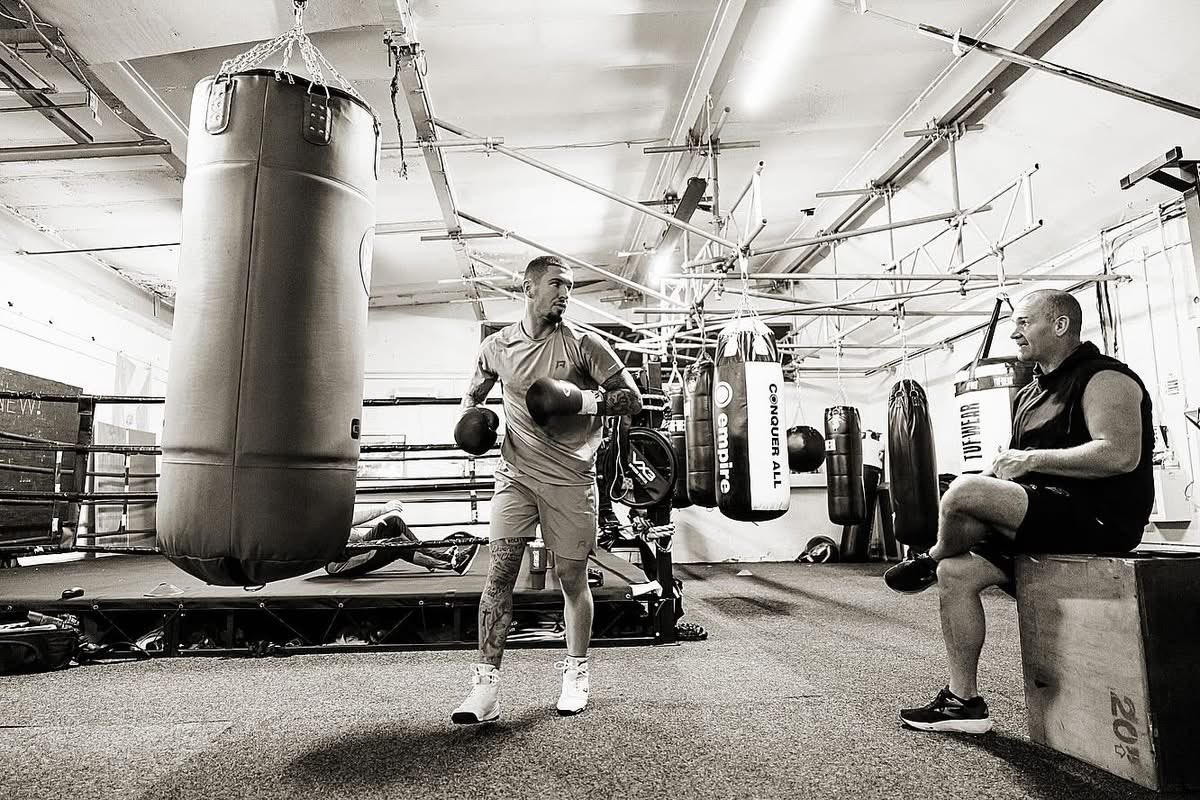 reganglackin98's tweet image. You get out what you put in, it’s really that simple. 17 years deep — and it’s all about to pay off… God willing!
Big news coming soon…. Camp No.17 well underway 🔒
@joehamsnr | @KynochBoxing | @SamKynoch