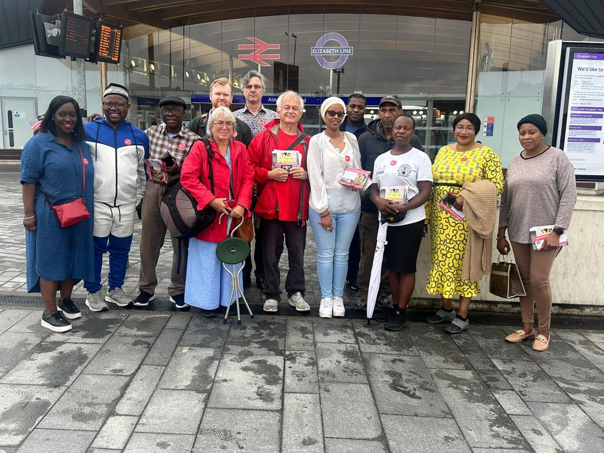 E_TLabour's tweet image. Rain didn’t stop play in Abbey Wood on Saturday!
A big thank you to the many party members who came out on the doorstep, and to the residents who spent time with us discussing issues and concerns in our community.