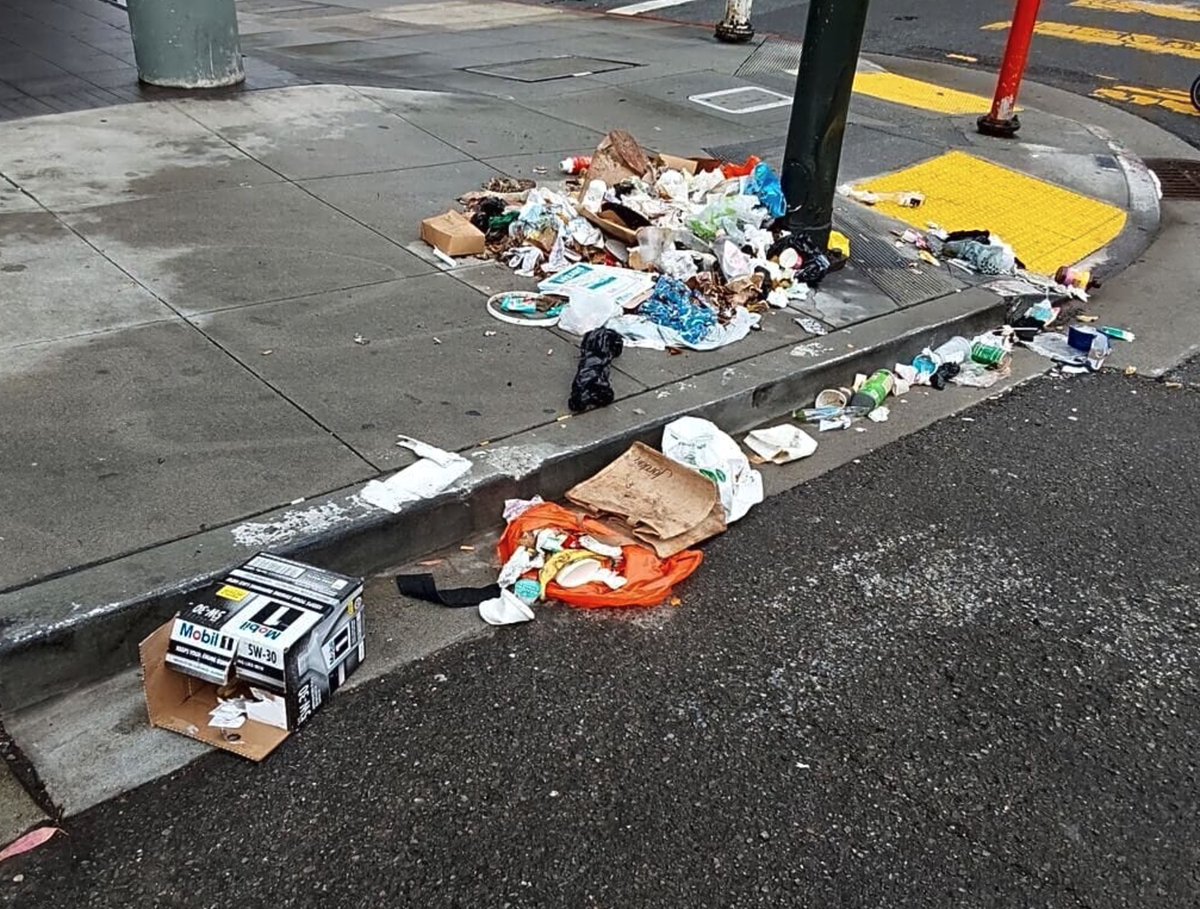 solve_sf's tweet image. Another quick Monday morning clean from DPW 👏