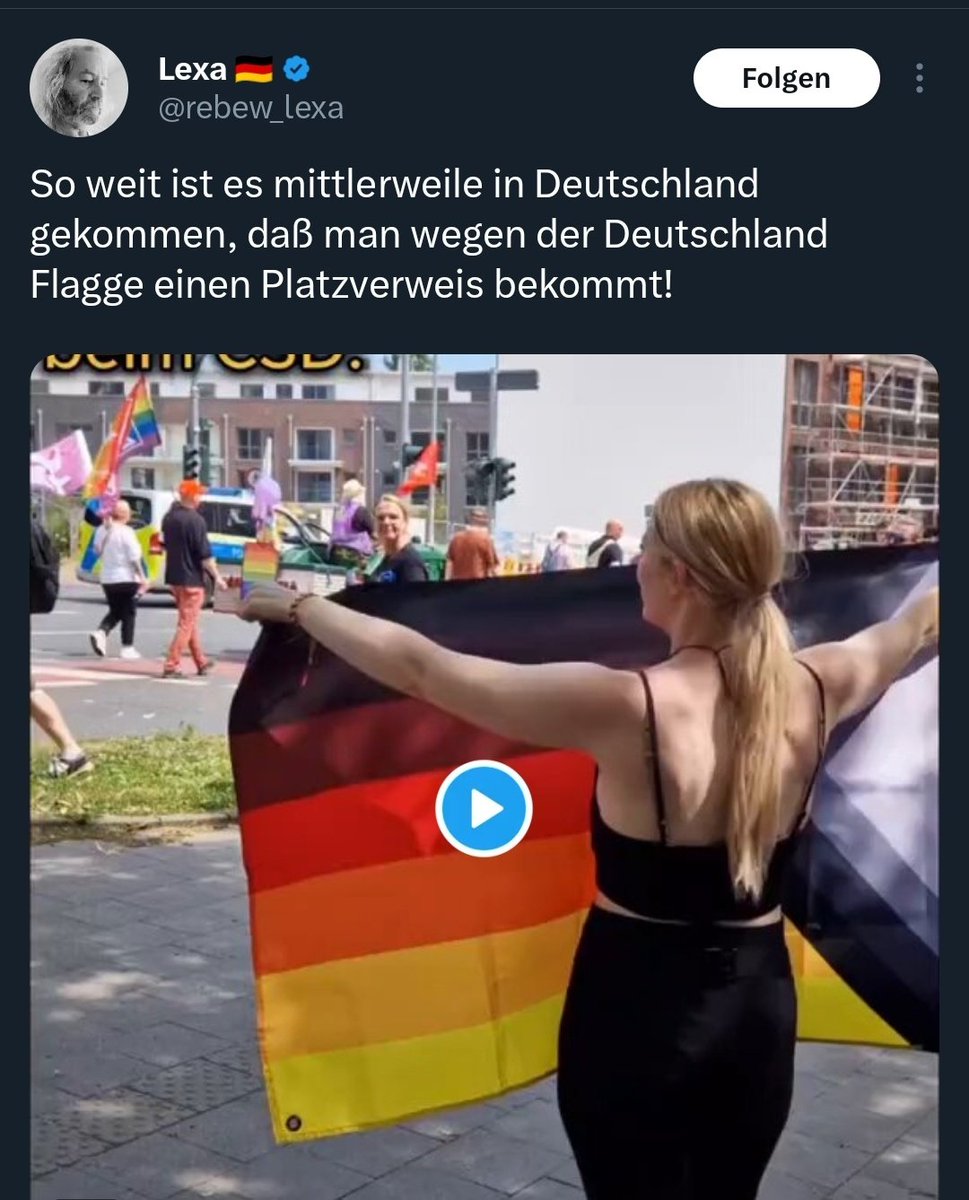 DoktorHuus's tweet image. Wenn du als #Patridiot deines Landes noch nicht einmal die Farben der Nationalflagge kennst, @rebew_lexa, dann hält man die Flagge der stolz-patridiotischen Lappen-Vereinigung, kurz SPLV, für die Nationalflagge von Deutschland. Daher ist der #Platzverweis schon gerechtfertigt.