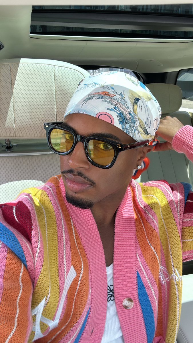 imdrebrown's tweet image. Posting these because I got a lot of compliments on this look