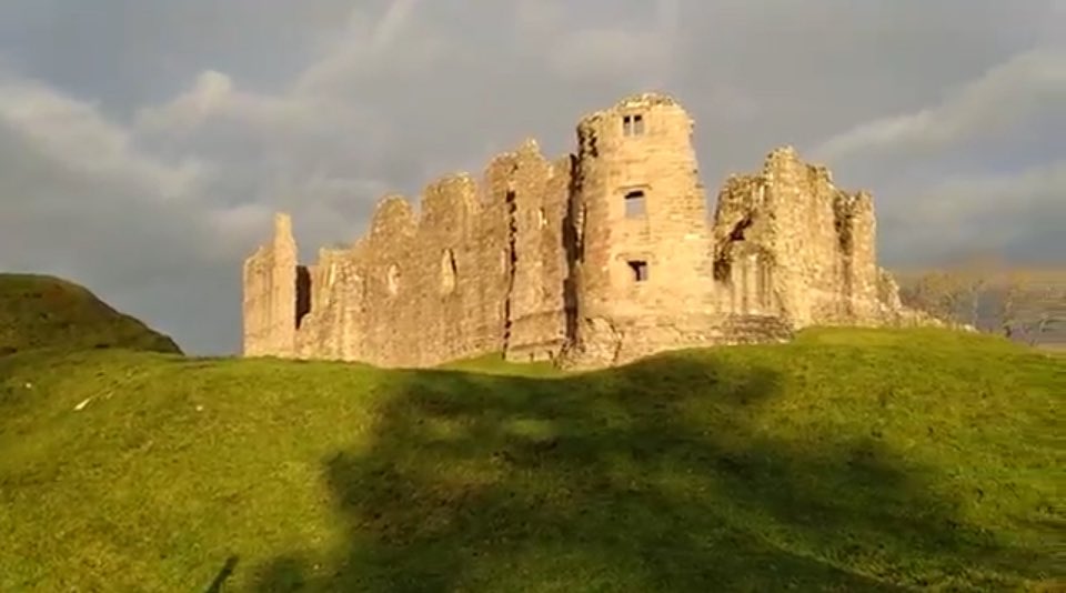 <a href="/castlehunteruk/">Castle Hunter 🏰</a> <a href="/EnglishHeritage/">English Heritage</a> Hope you went to Brough Castle on the way back👍🏻