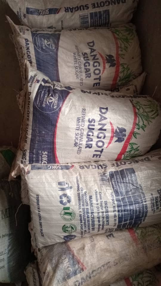 BI_NTILAYE's tweet image. Hello every1, my mama profession na how to produce local quality black soap ( Ose Oyo) she is ready to supply to u as many u want pls if u have those people that use to sell local harb (Elewe omo) around u that need them in large quantities pls kind DM me. She will supply them.