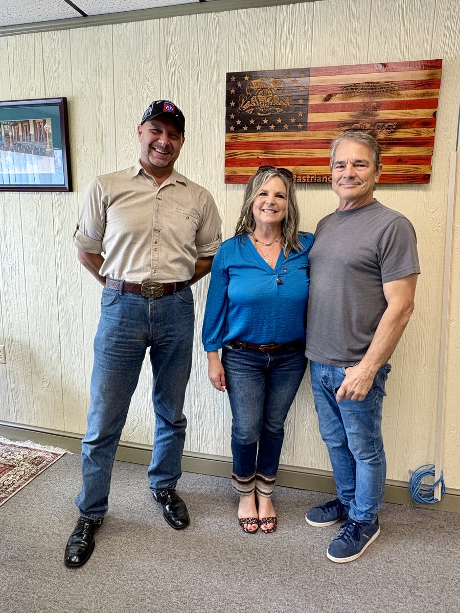 SenMastriano's tweet image. I had a fantastic meeting with Kris Webb & Bo Brinkman from Gettysburg Film Commission. We talked about the significance of film to Gettysburg and how the GFC acts as a much-needed liaison—this initiative promises to create a lasting positive impact!
Check out their website…