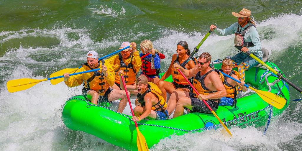 UTHealthHouston's tweet image. David Fanucchi, university communications specialist at #UTHealthHouston, just checked off a lifelong goal — visiting all 50 U.S. states. He celebrated with whitewater rafting on the Snake River and exploring the wild beauty of Wyoming, Idaho, and Montana.🌲🏞️ #ManyFacesGoPlaces