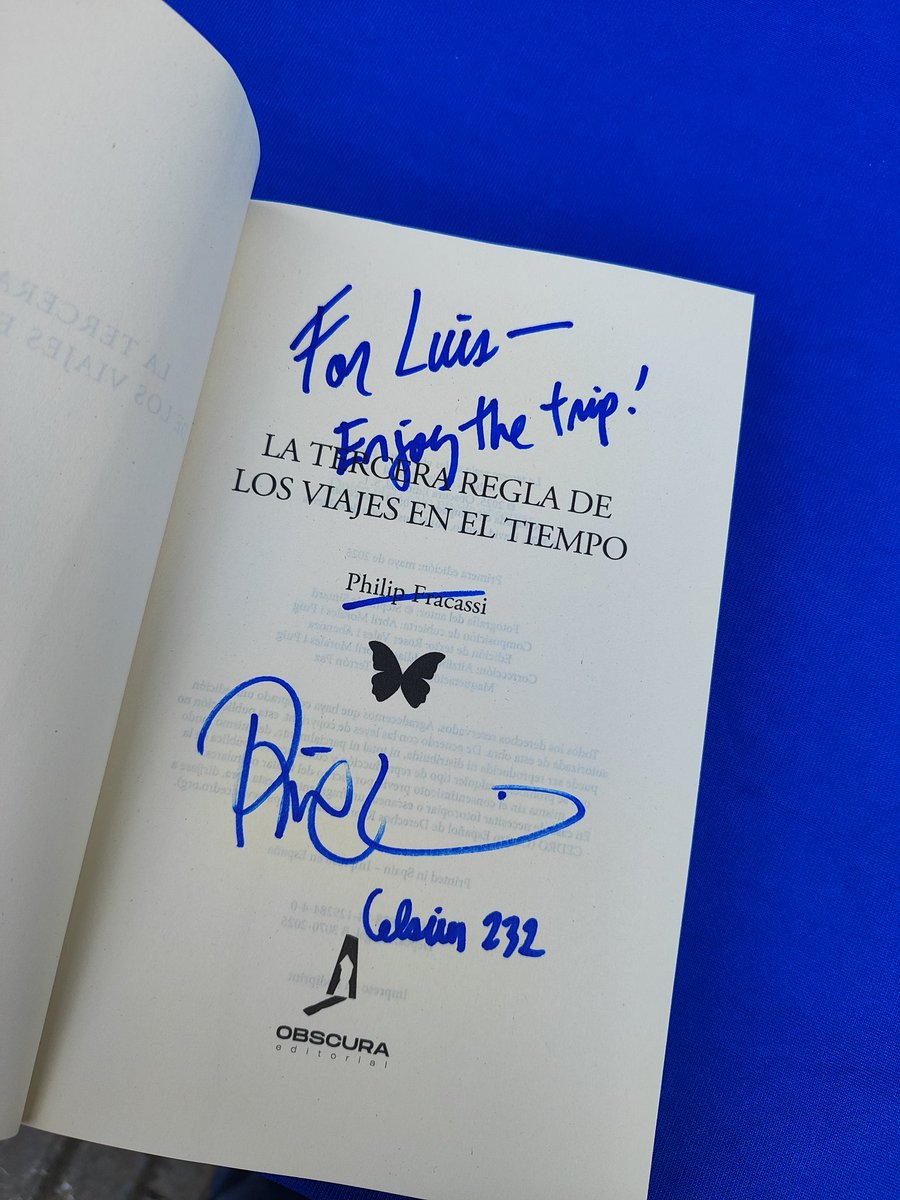 sayanflatley's tweet image. Aunque este año en el #Celsius2025 hubieron momentos de agobio por la cantidad masiva de gente y las colas interminables, pude disfrutarlo y conocer grandes autores como @DiUrarte y @PhilipFracassi
🥰🥰🥰