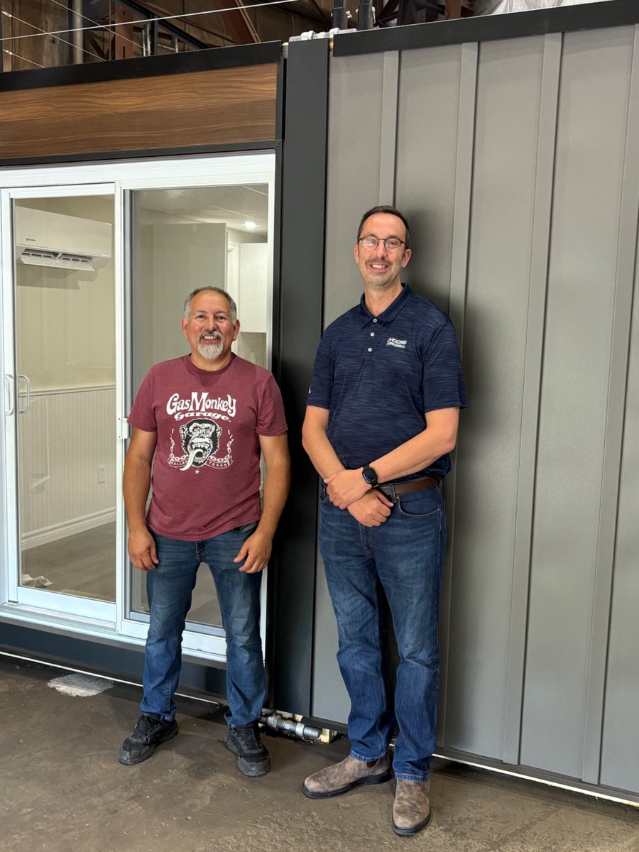 nolanmquinn's tweet image. I recently had the opportunity to visit local business owner William Sommerville at his #Cornwall shop, where he showcased the innovative work his company is doing to build modular container homes.
These units offer a creative, made-in-Ontario approach to meeting affordable…