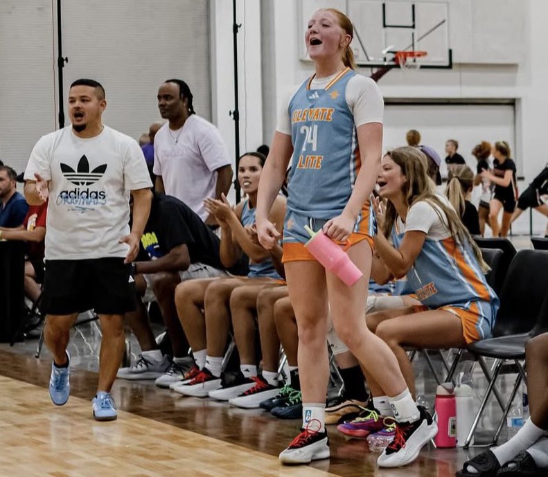 TravisDLathrop's tweet image. Travel ball ends with an OT win & top-5 finish in @3SSBGCircuit ! @BristolLathrop locked down two BIG D1 prospects, hit a 3, then wowed the crowd with a crafty move. But it’s her energy, leadership, Defense, rebounding & charges that I love most. Thanks to @Elevate_Elite !