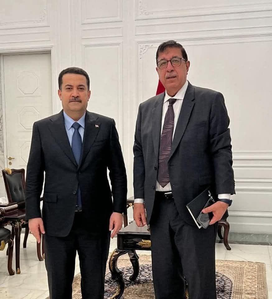 Abbas_Hilal313's tweet image. 🛑 ( خالد_كبيان ) رئيس نادي الحـ ـشد وهو يرافق قوات الاحـ ـتلال الامريكي في محافظة ميسان !!
لن نسلم سلاحنا إلا للامام المهدي
#دگ_مقاومة