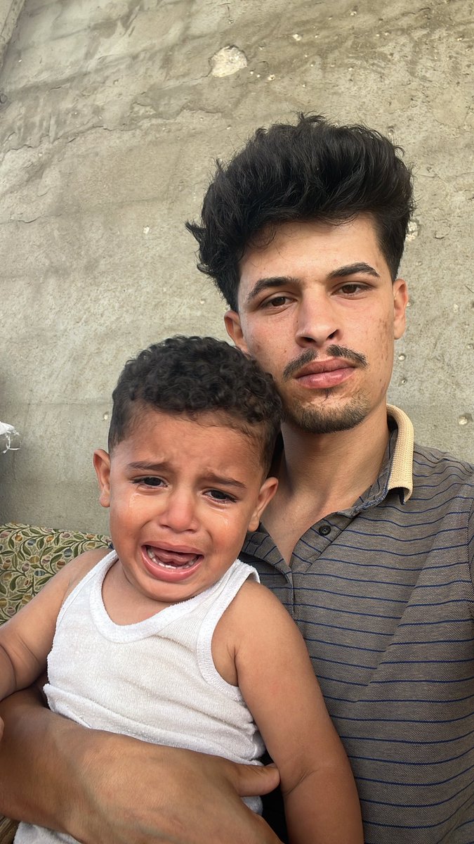 Mohammed7ossny's tweet image. Please we are dying of hunger now 💔💔💔
Please, any kind of help is important - whether it's donating, sharing, or reposting.
My brother Zain is crying from the intensity of hunger 💔
gofund.me/1dfa53f4
