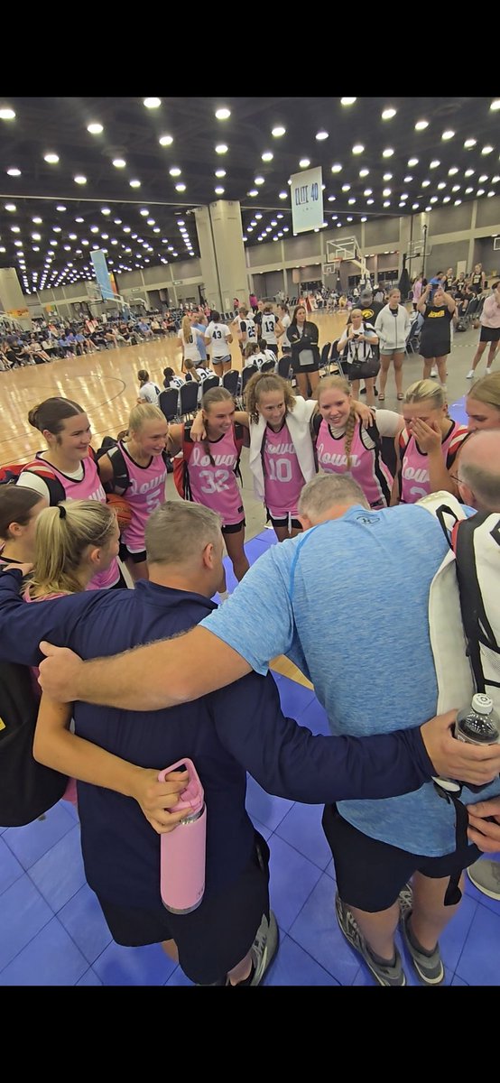 Team_Iowa's tweet image. Team Iowa fought back from a 10-point deficit late in the second half but came up just short in a hard-fought Championship game, falling 46-48.
Proud of the heart, hustle, and resilience our team showed.
Great battle by both teams!