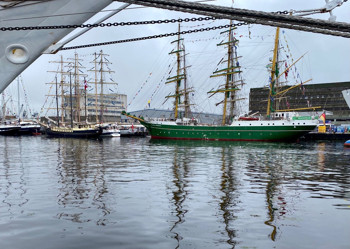 Pontyboy99's tweet image. A few more from the harbour in Aberdeen today.