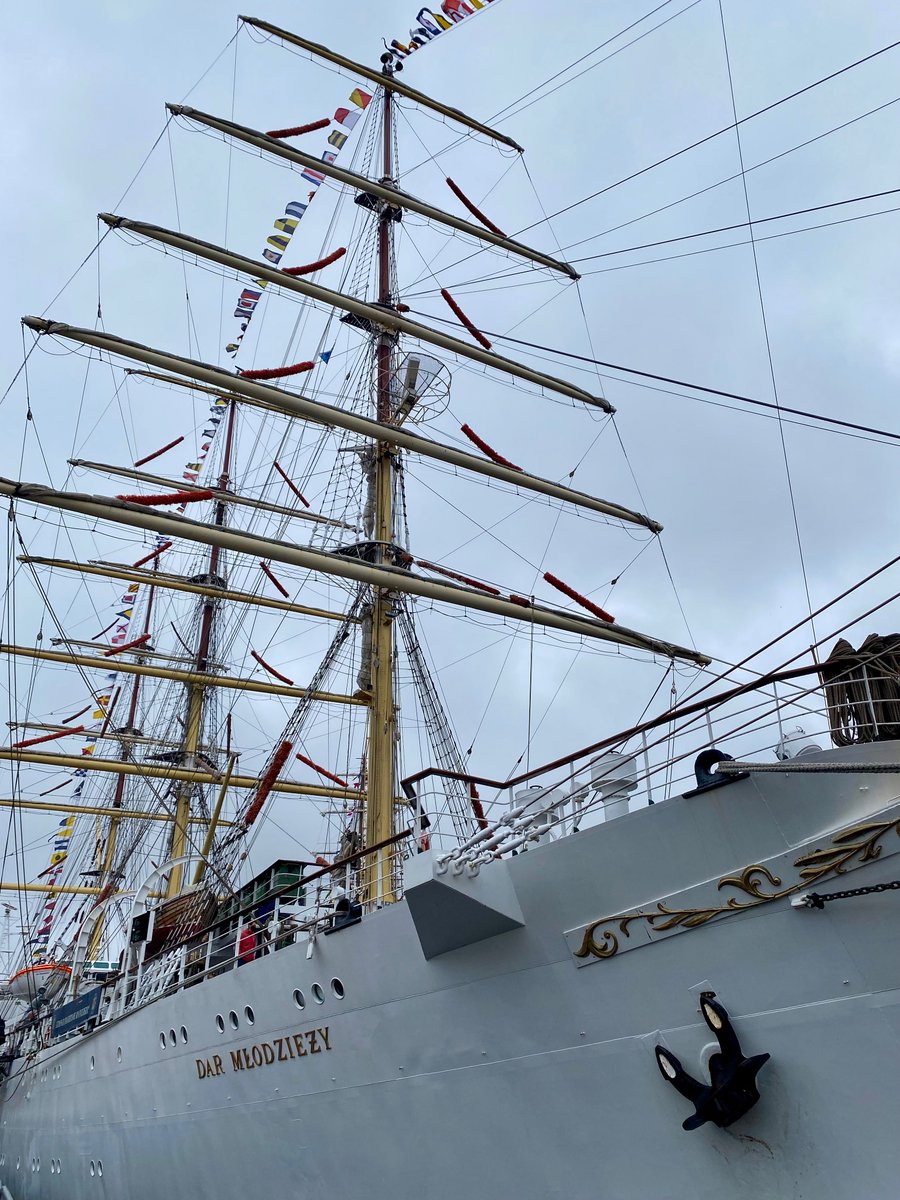 Pontyboy99's tweet image. A few more from the harbour in Aberdeen today.