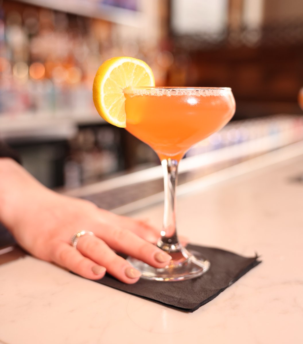 Case of the Mondays? We've got just the thing 🍹 #Lukes32Bridge