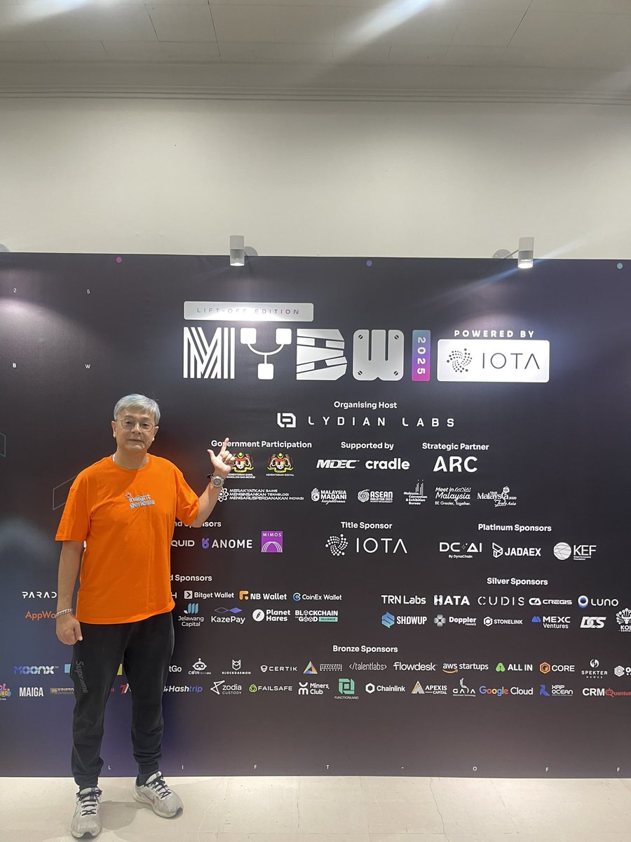 Krypto_JayK's tweet image. First Day at @MalaysiaBCW ! Great connections and good conversations in the blockchain space !