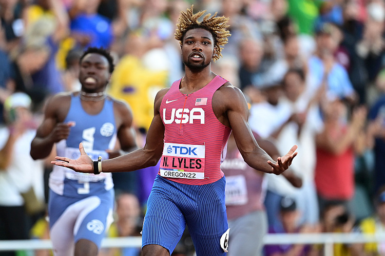 Sports_Examiner's tweet image. ATHLETICS: @LylesNoah pleased with 10.00 London 100 m second, but it's not his best opener; says a friend, "the sport needs Noah" ~ bit.ly/4nQHeKy #trackandfield
