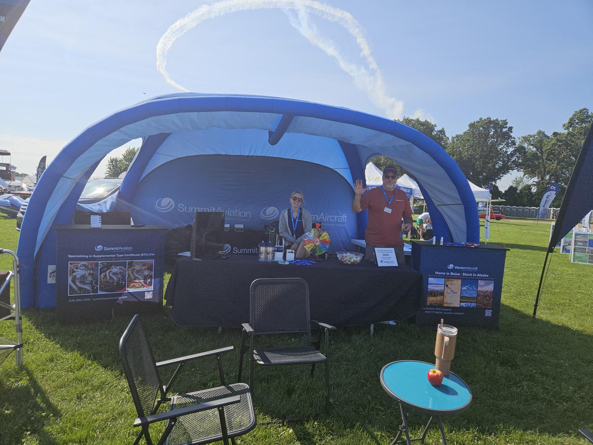 Summit_Mfg's tweet photo. It's a beautiful day here at Oshkosh 2025! https://t.co/jC6rQ5voPn