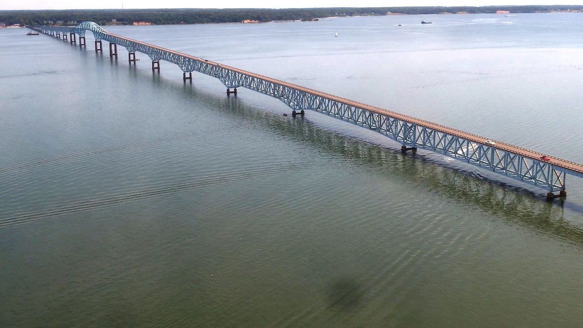 VaDOTFRED's tweet image. Expect overnight delays on Norris Bridge this week. Starting Thursday, July 24, Route 3 over the Rappahannock River will be reduced to one-way, alternating traffic as maintenance project advances.
Traffic Alert🔗 bit.ly/4nZy3rn
