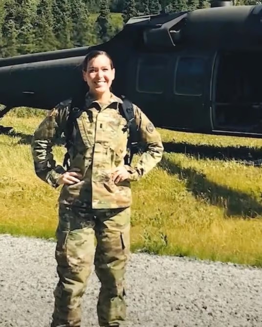 GoRedForWomen's tweet image. Shortly after Mary Wiley graduated from college, she knew a desk job wasn’t for her. She enlisted in the Army, served as a combat medic, and was awarded the opportunity to complete graduate school in a military program. When she graduated, she was commissioned as a second…