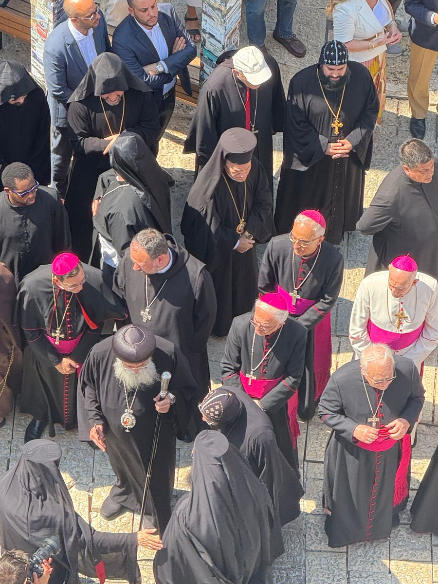 PaterNikodemus's tweet image. A warm welcome, dear Fr. Custos Francesco in Jerusalem, also from us Benedictines of Mount Zion and Tabgha!
@custodiaTS #Dormitio @ofmdotorg #BenedictineFranciscanFriendship