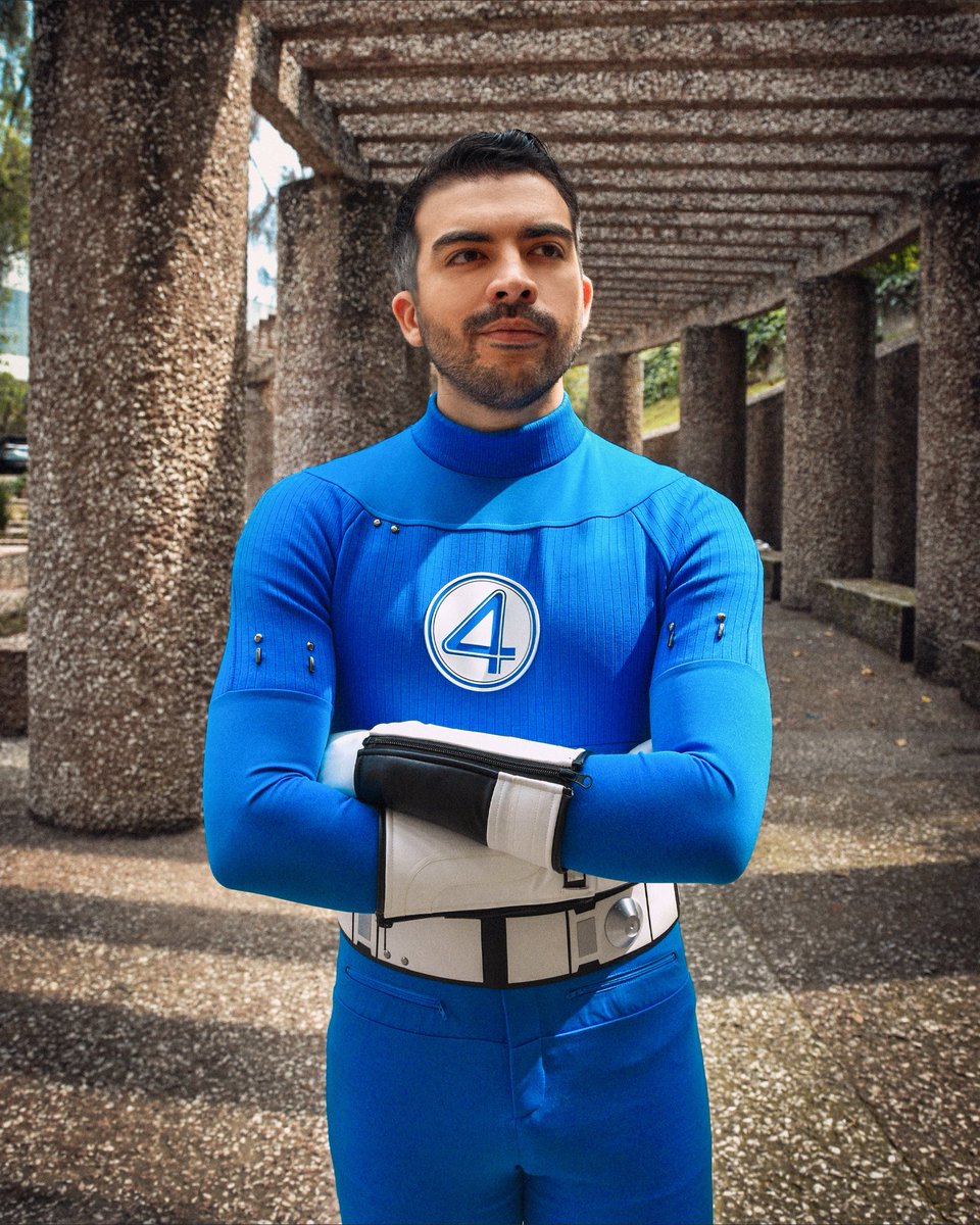 Peli_Comic's tweet image. Peli Richards necesito que distraigas a Galactus 🚬