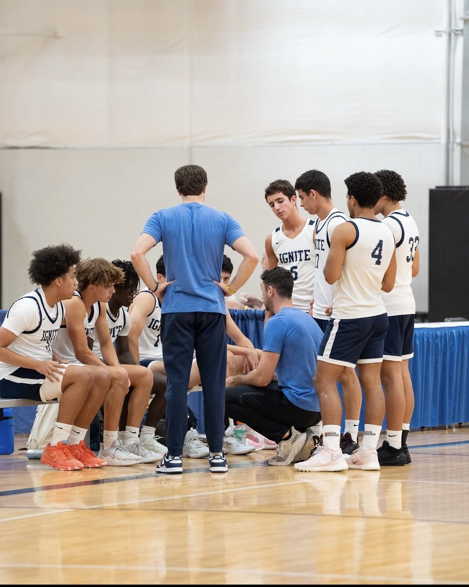 ignite_hoops's tweet image. 16U Boys season came to an end yesterday.
We couldn’t be prouder of your effort + commitment to getting better.
Excited for your varsity seasons ahead!
Thank you 💙
