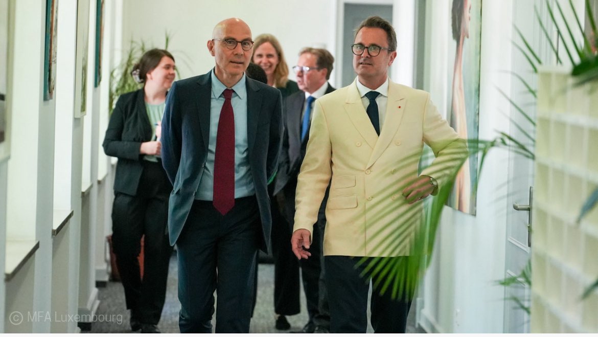 volker_turk's tweet image. Ending important visit to #Luxembourg with key discussions on advancing human rights—nationally, through holistic support for victims of violence & amid geopolitical & emerging tech challenges. Deeply grateful for 🇱🇺's support for multilateralism, human rights & dignity for all.