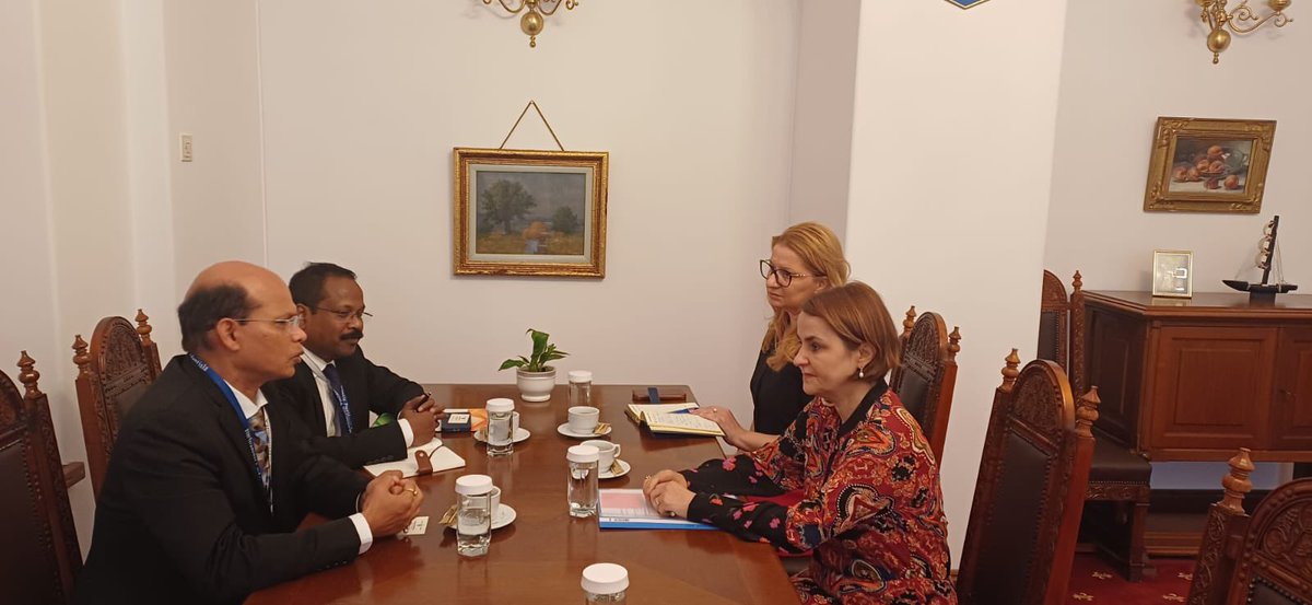 Very good discussion today at Cotroceni Palace with H.E. Dr. Manoj Kumar Mohapatra, Ambassador of India to Romania, on the great potential of 🇷🇴-🇮🇳 bilateral cooperation and futher developing our Extensive Partnership.