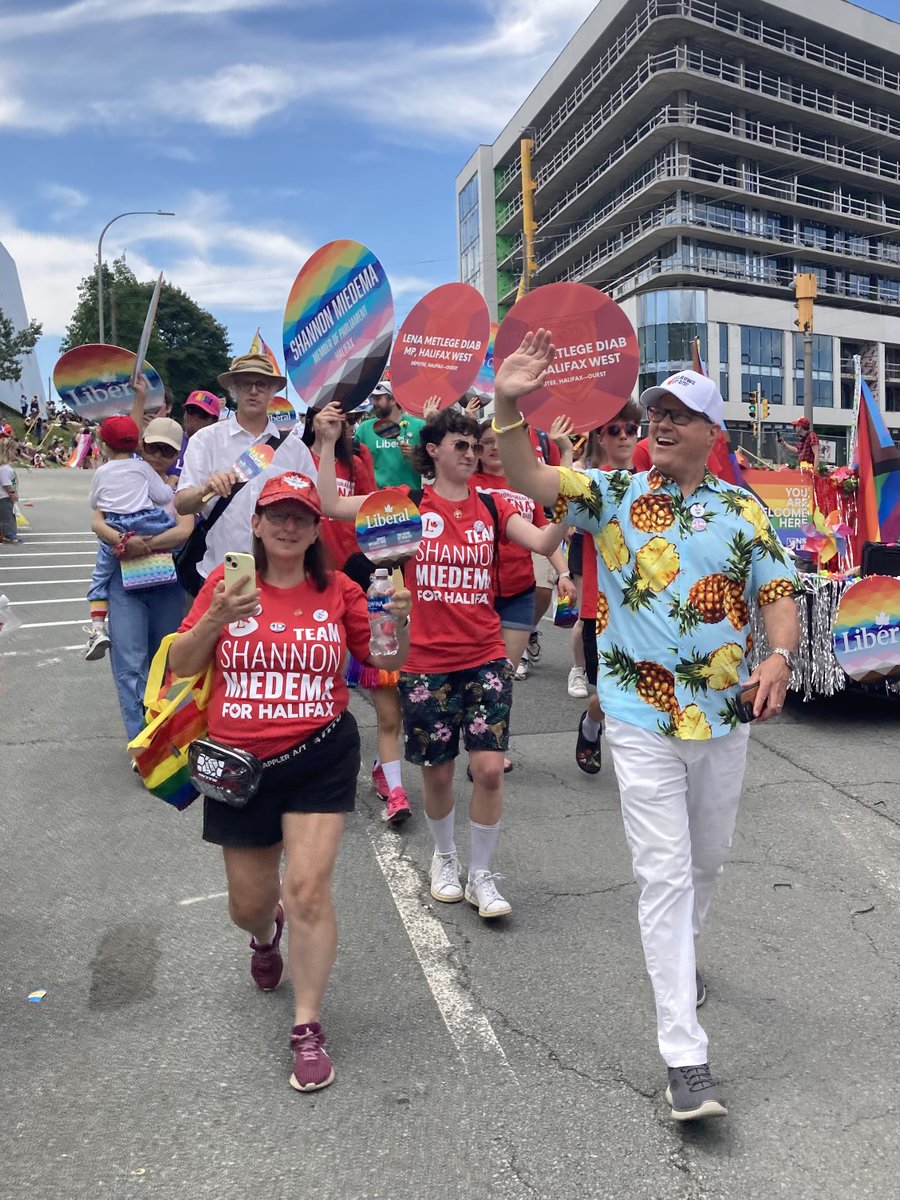 liberal_party's tweet image. Thanks for sharing your Pride this weekend, Halifax.
Let’s keep working together to build a stronger, more inclusive Canada.