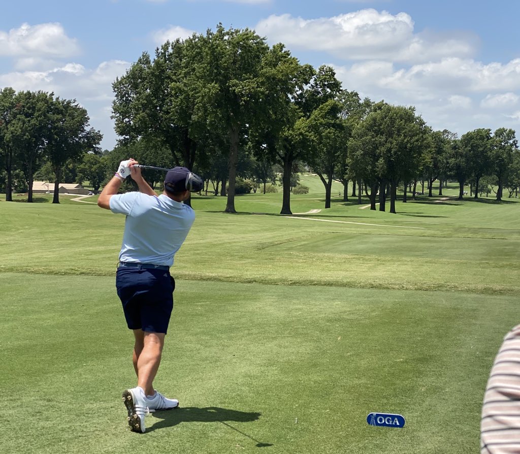 RDGC_OK's tweet image. Now on the tee, @CoachTreLamb9.