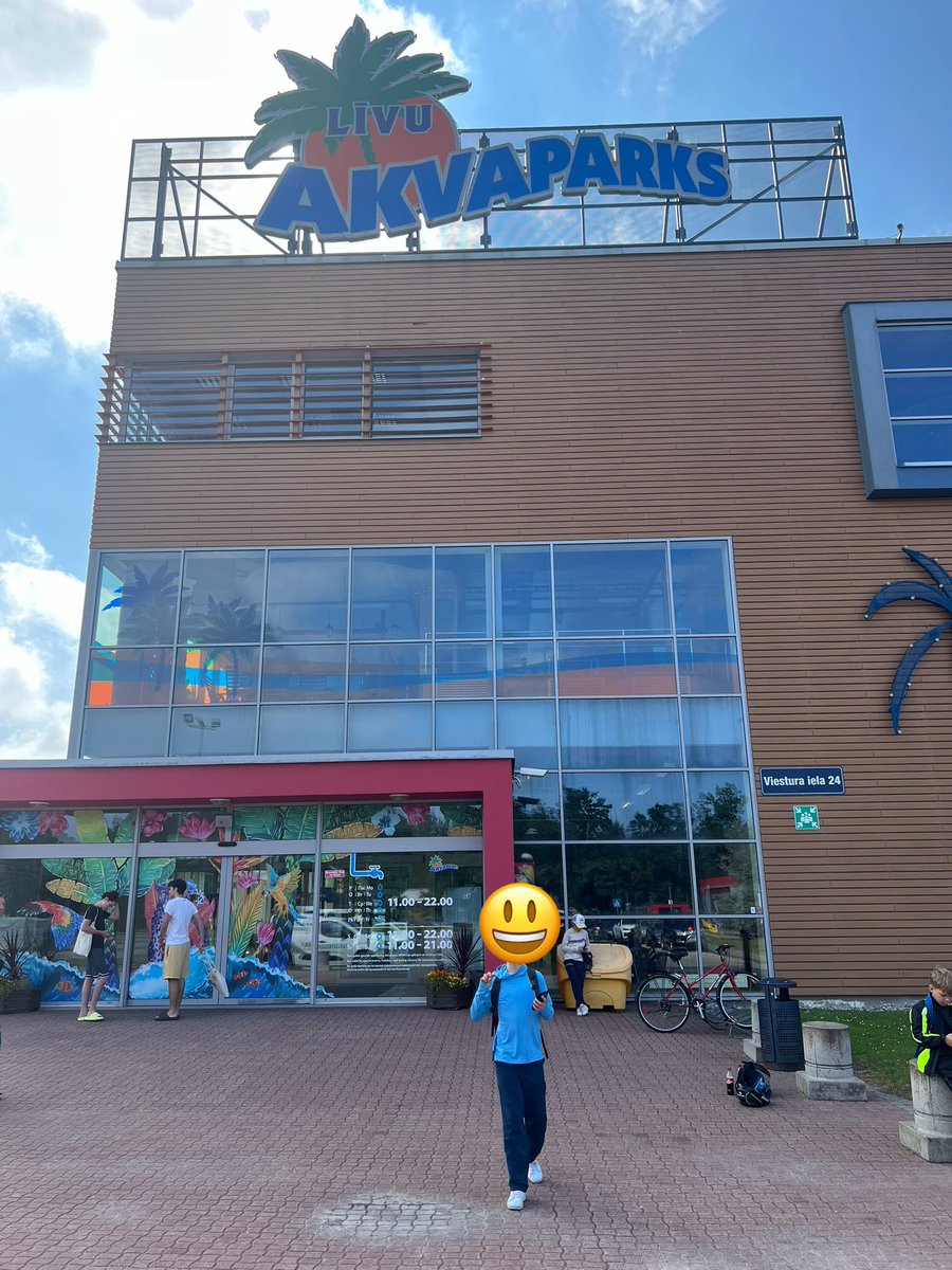 SISUXA203's tweet image. RESA I ÖSTERLED - DEL 1
Nynäshamn
Ventspils
Riga
Vattenland i Bulduri