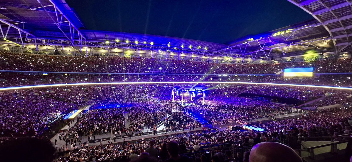 DoLL_1987's tweet image. Saturday was truly special 👑 #UsykDubois2
