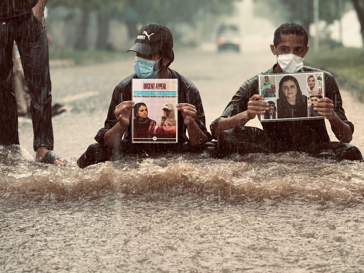TheNativeVoices's tweet image. Baloch families continue protest in deluge, without shelter in Islamabad - The Native Voices
#Balochistan #Islamabad 
thenativevoices.com/baloch-familie…