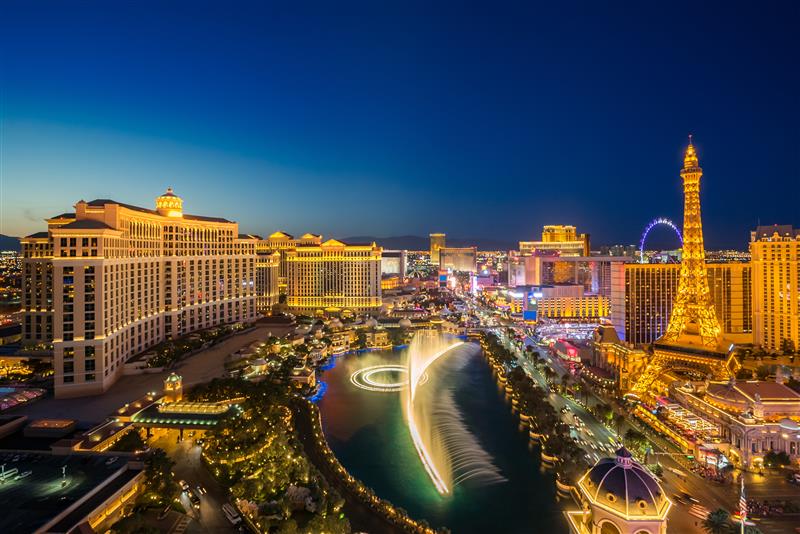 SuffolkBuilds's tweet image. Chris Anderson, GM of our Las Vegas office, has more than twenty years of experience building in Vegas. In this article, he explains how Suffolk's decades of national gaming experience and tech-forward approach are just what the city wants to see linkedin.com/pulse/elevatin…