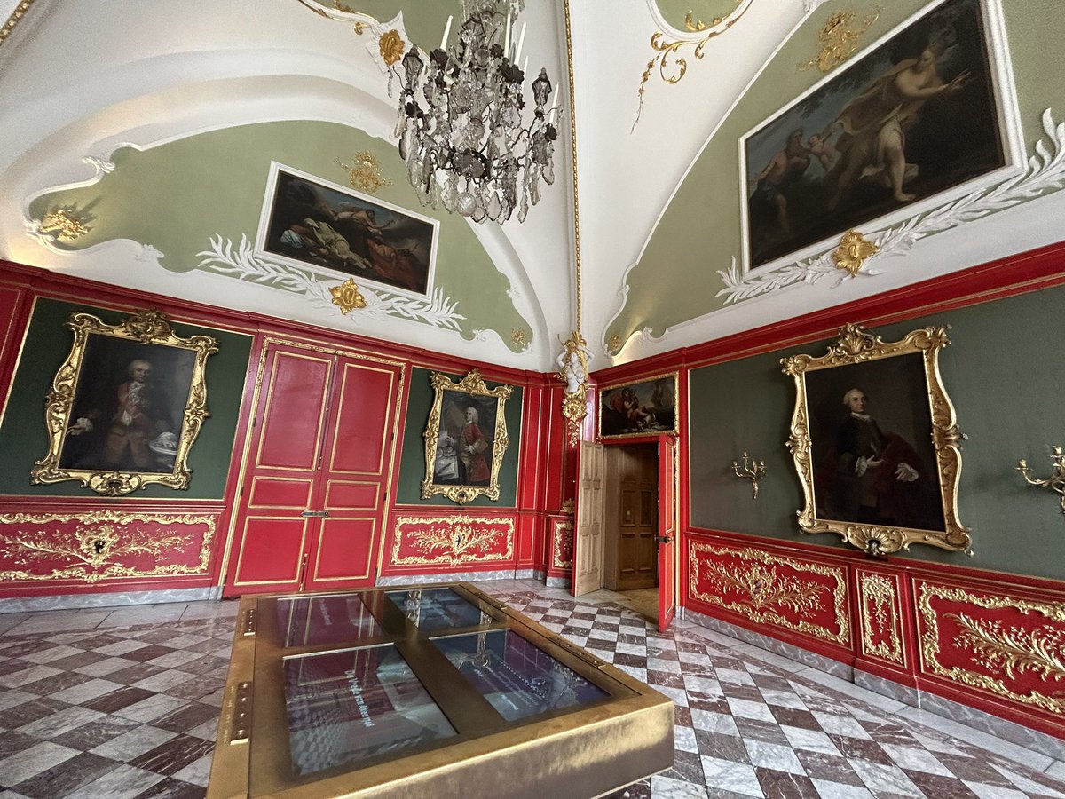 euro_tour's tweet image. 🇩🇪ドイツ、アーヘン
市庁舎。
#Aachen #AachenerRathaus