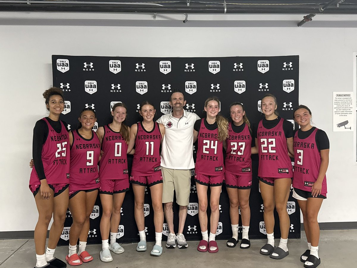 DBatten22's tweet image. They grew.
They bought in.
They believed.
Wins are great, but growth is better—
and this group gave me both.
Coaching them was an honor.
Forever proud.
#attack #letitfly #WeNotMe #Attackfam #godobigthings