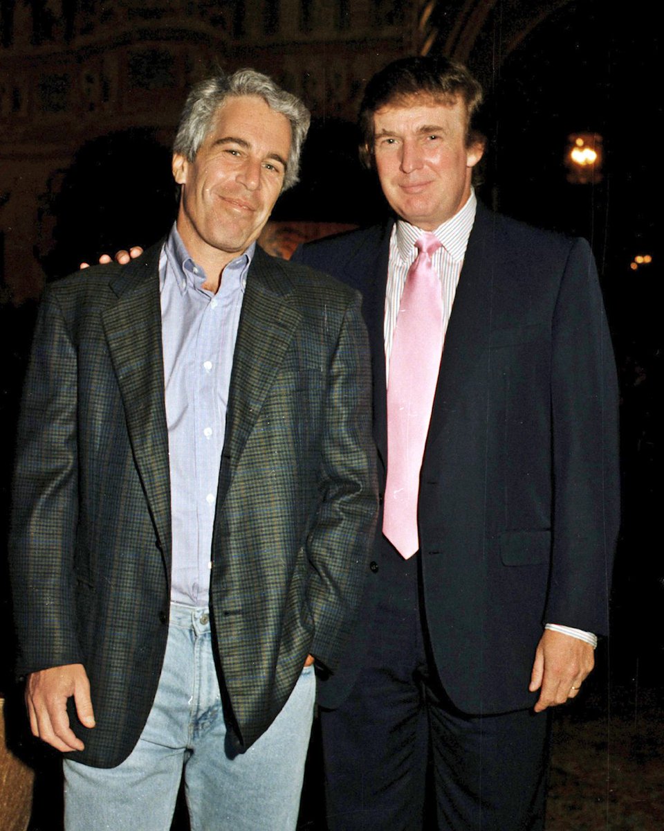 lsptex's tweet image. "They think there is one set of rules for billionaires and another for the rest of us... No one - no matter how rich, how famous, or how connected - is above the law"
Veasey calls out congressional Republicans protecting Trump and Epstein