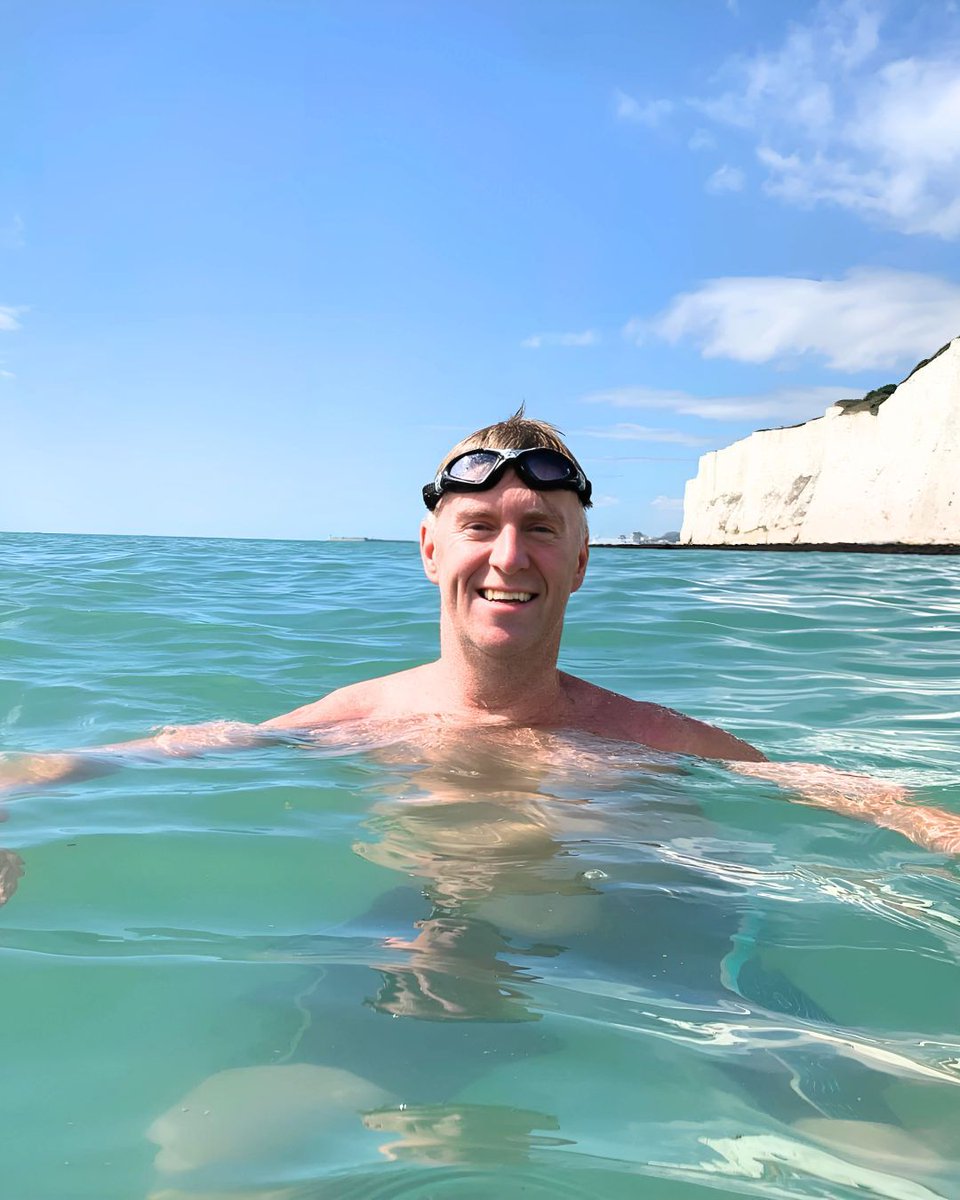 World Open Water (@worldopenwater1) on Twitter photo đ From Olympic Bronze to Oceans Seven đ
At 59, Rob Woodhouse has joined one of the most exclusive clubs in swimmingâcompleting the Oceans Seven with an 11h50m crossing of Japanâs Tsugaru Strait.
But heâs not stopping there.
đ Read the full interview: openwaterswimming.com/rob-woodhouse-⌠đ From Olympic Bronze to Oceans Seven đ
At 59, Rob Woodhouse has joined one of the most exclusive clubs in swimmingâcompleting the Oceans Seven with an 11h50m crossing of Japanâs Tsugaru Strait.
But heâs not stopping there.
đ Read the full interview: openwaterswimming.com/rob-woodhouse-âŚ