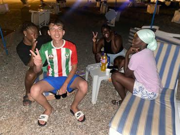 Varolsun Irkçılığa Uğrayanların Kardeşliği ✌💚❤ 
#Amedspor