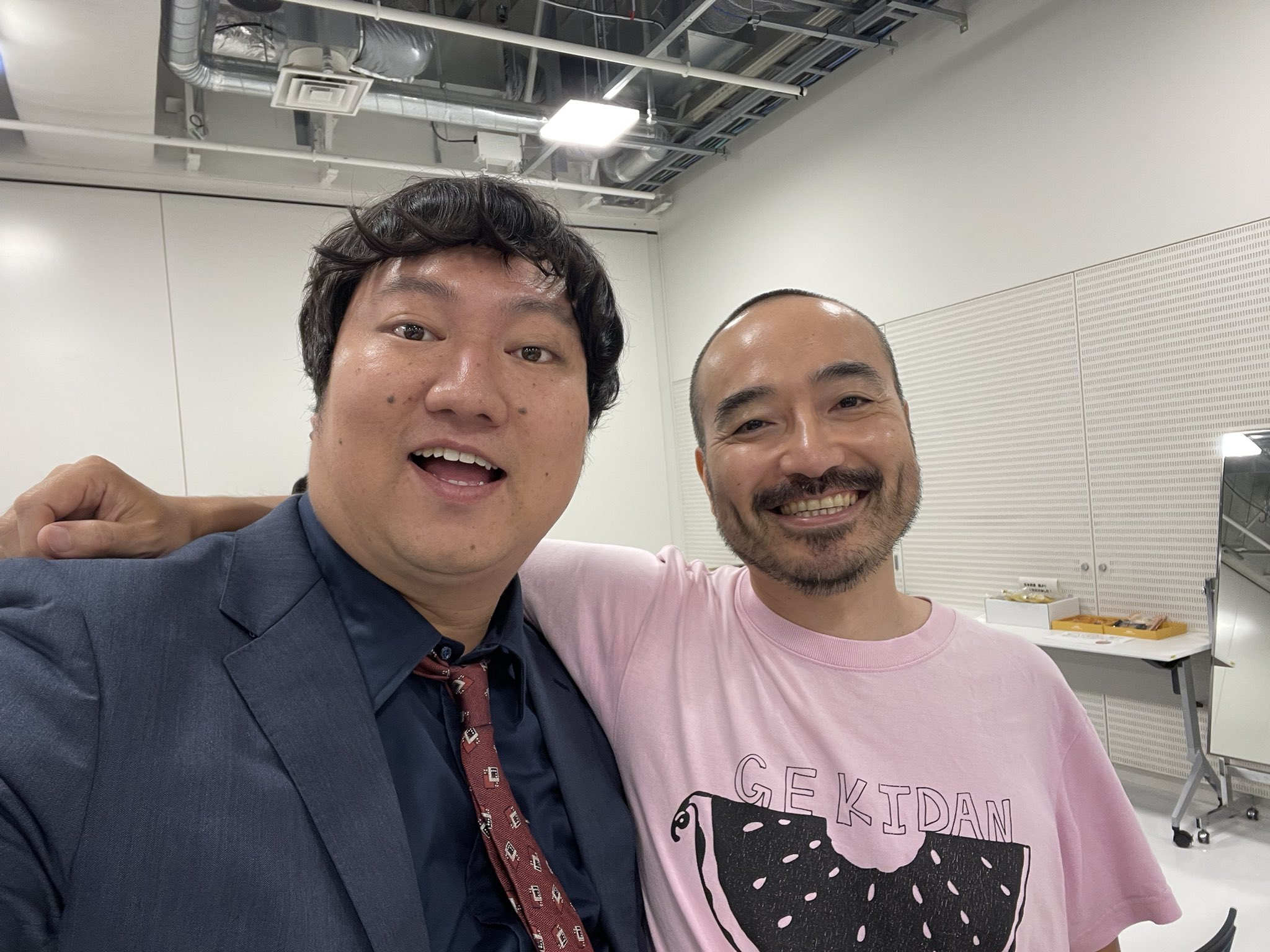 ロングコートダディ ロングコートダディ プロフィール｜吉本興業株式会社