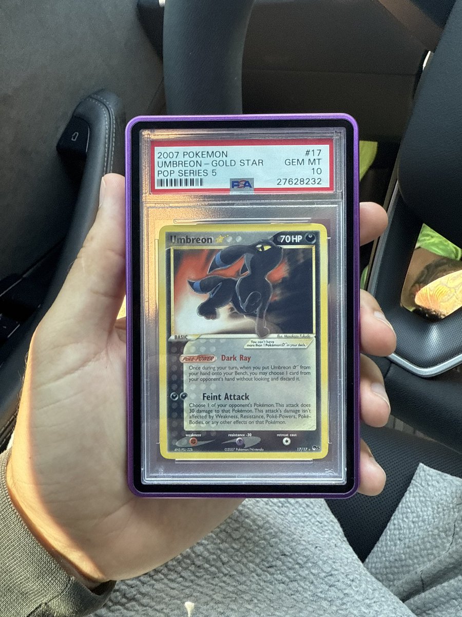 BrenzGarage's tweet image. An upgrade opportunity has presented itself (PSA 10 GS Ray ) therefor this will need to be moved.
PSA 10 Gold Star umbreon
Pop 52
One sold at a recent card show for 68k. Current High offer is 62k cash.
Asking is 70k in any major crypto.